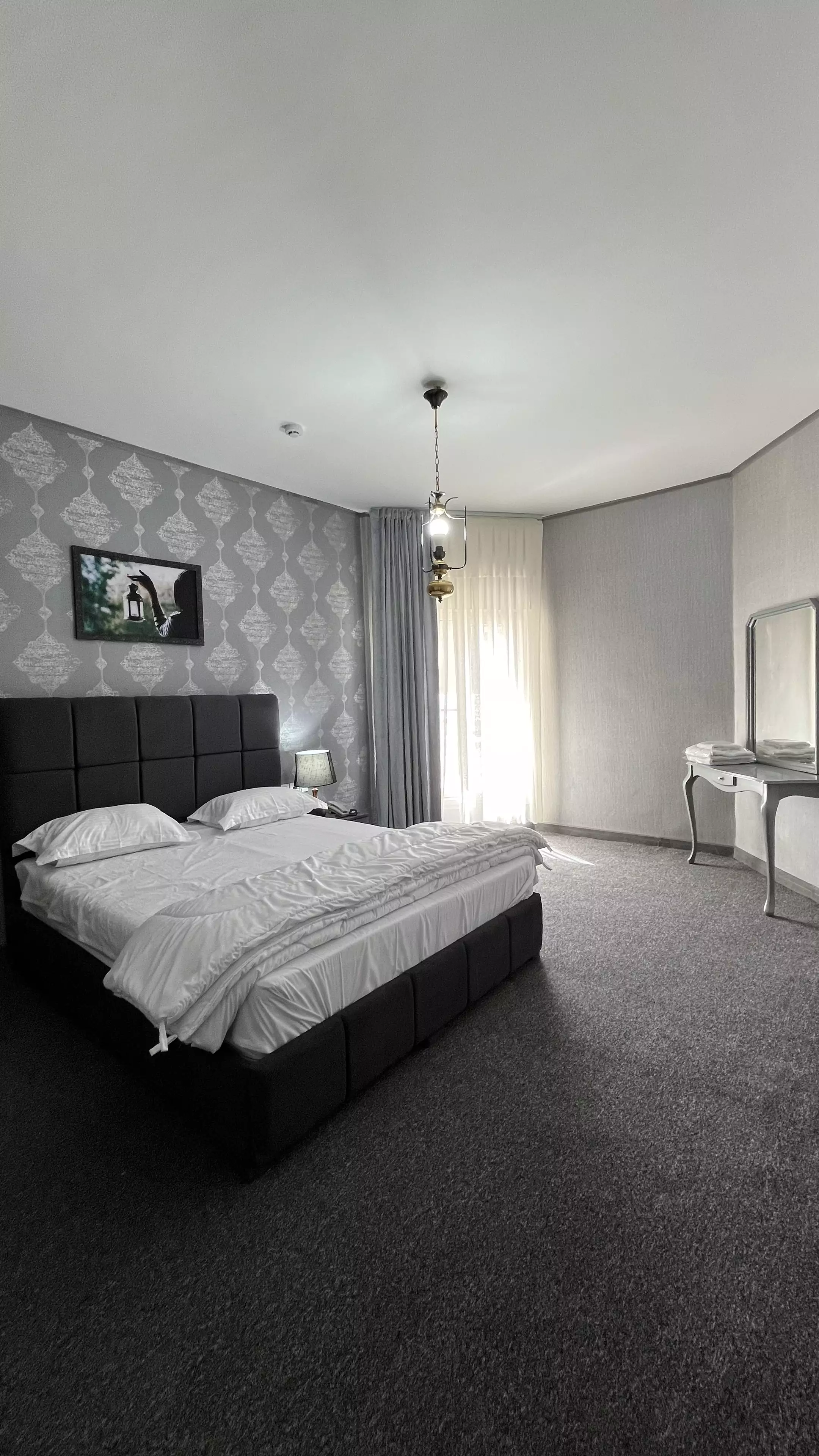 Alibaba https://cdn.alibaba.ir/ostorage/hotel-accommodation-images/6863bcb1ac13a7ed0d855616_فمیلی روم (1).webp